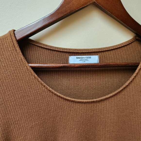 Smash + Tess Brown Ribbed Shirt - Picture 3 of 4